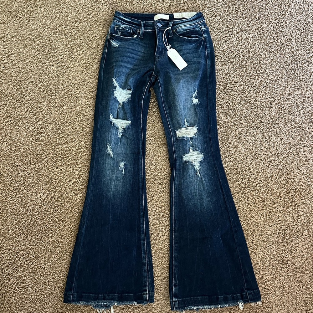 NEW Petra 153 dark wash distressed flare jeans 5/26
